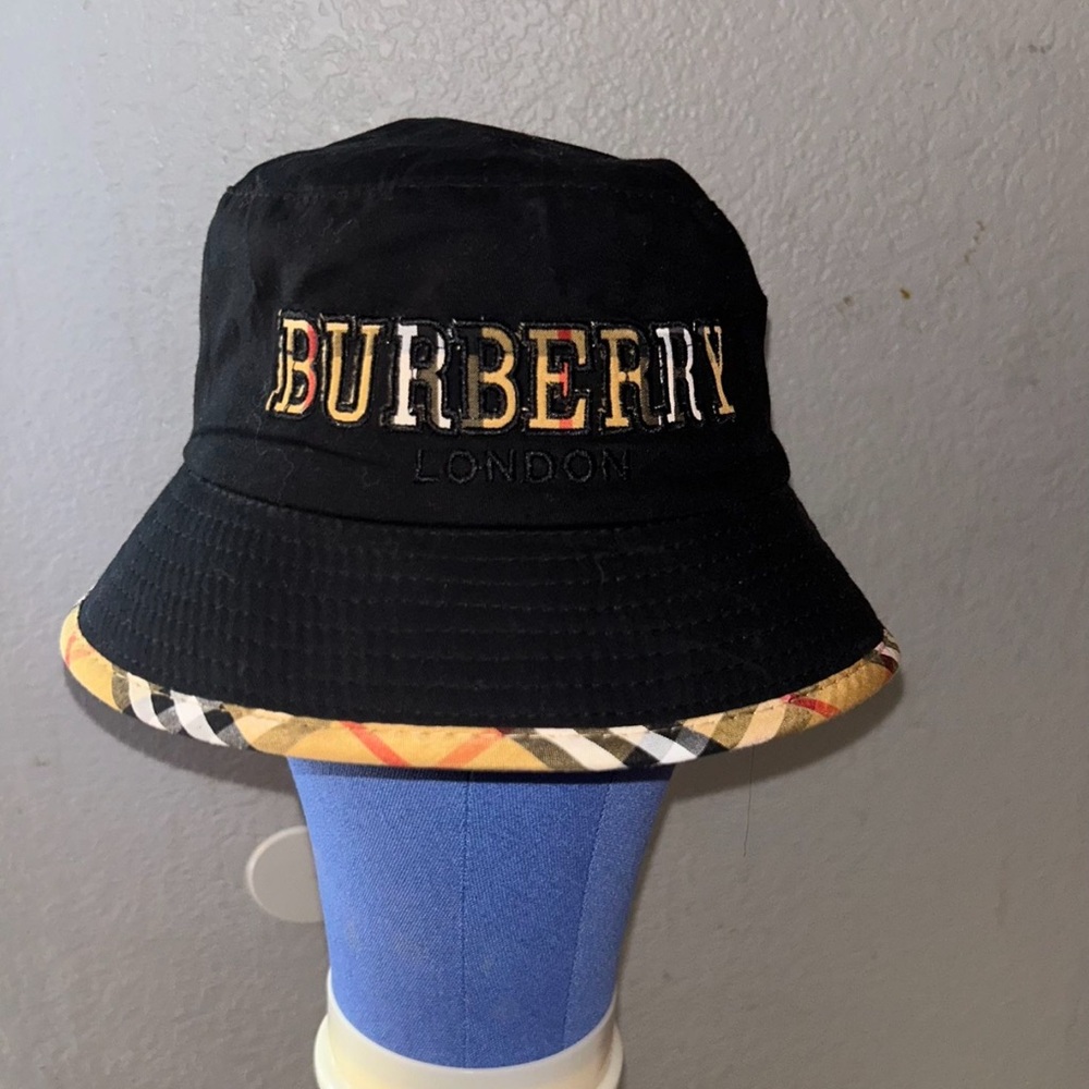 Burberry Black Bucket Hat with Beige Check Trim